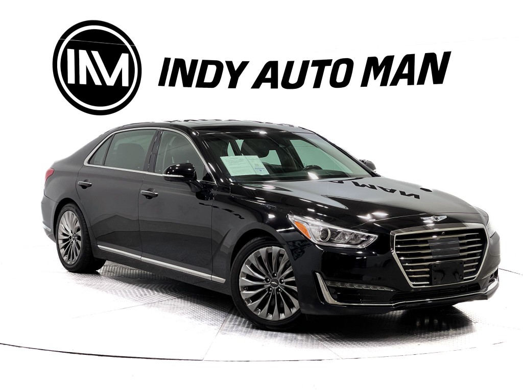 2018 Genesis G90 Image 2