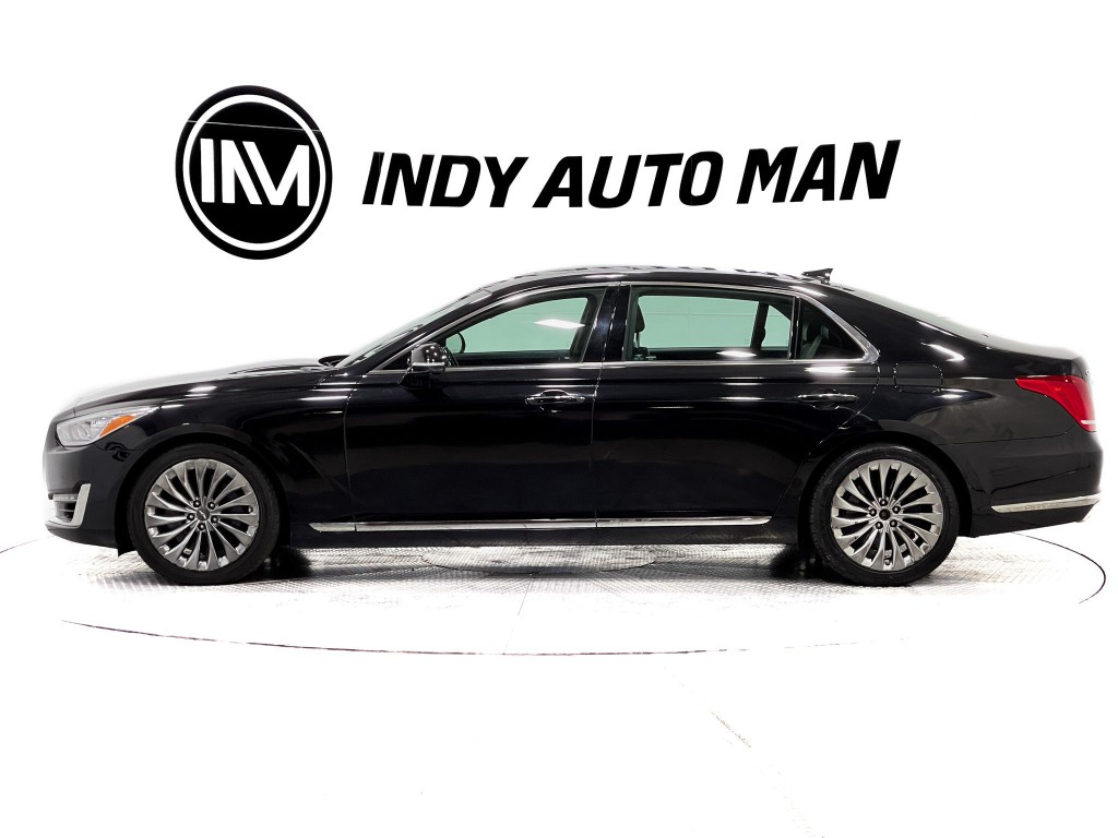 2018 Genesis G90 Image 7