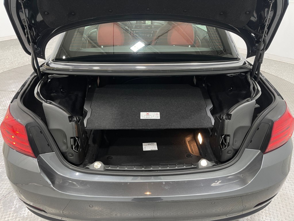 2017 BMW 4 Series Image 25