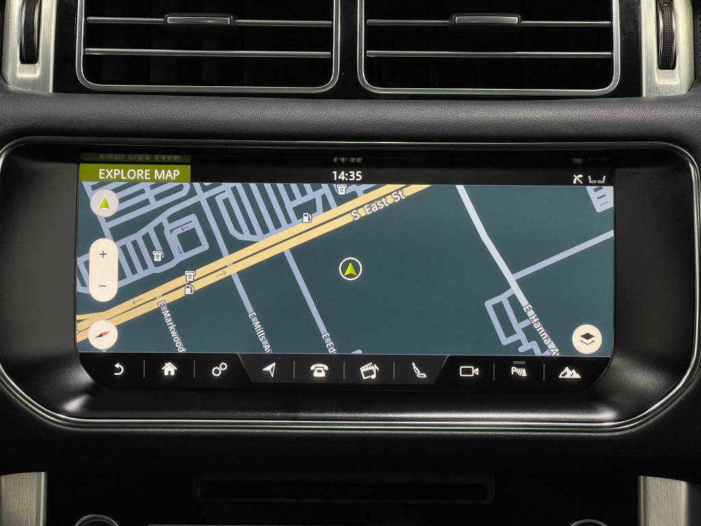 2017 Land Rover Range Rover Image 10