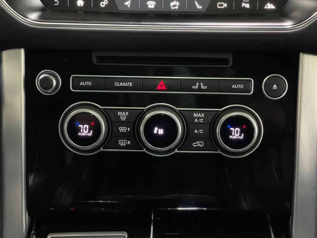 2017 Land Rover Range Rover Image 27