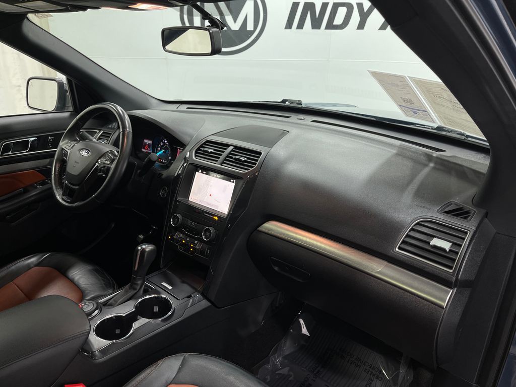 2019 Ford Explorer Image 20