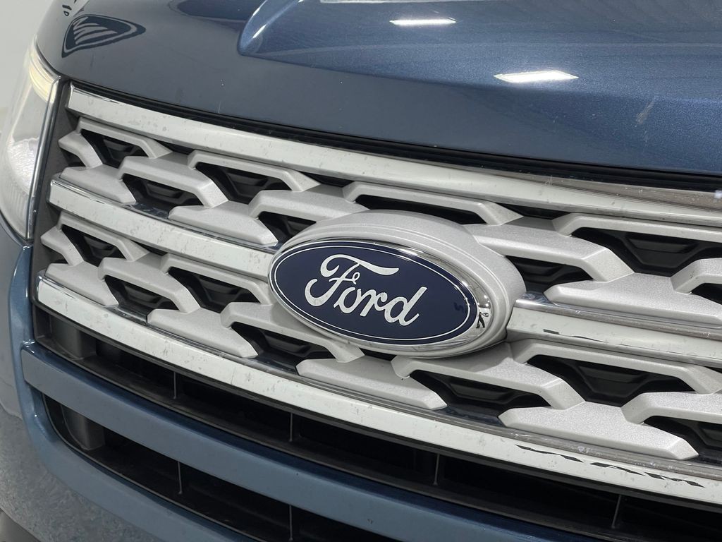 2019 Ford Explorer Image 40