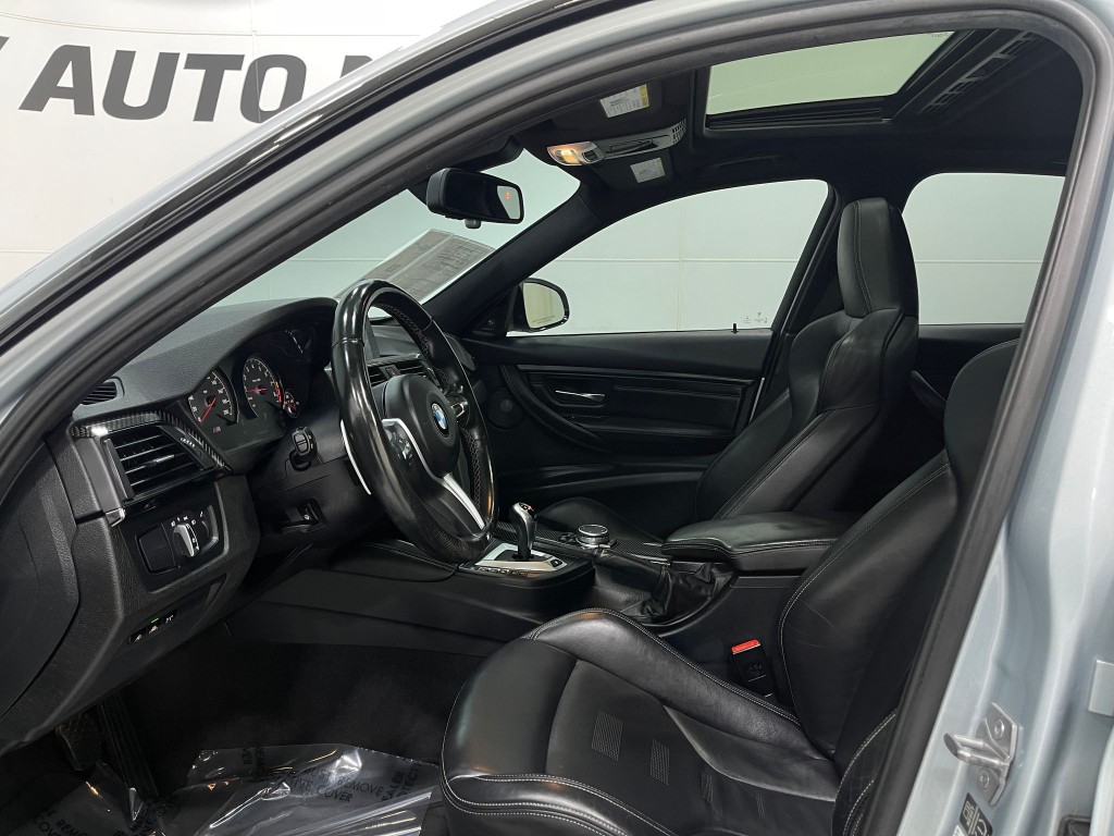 2015 BMW M3 Image 14