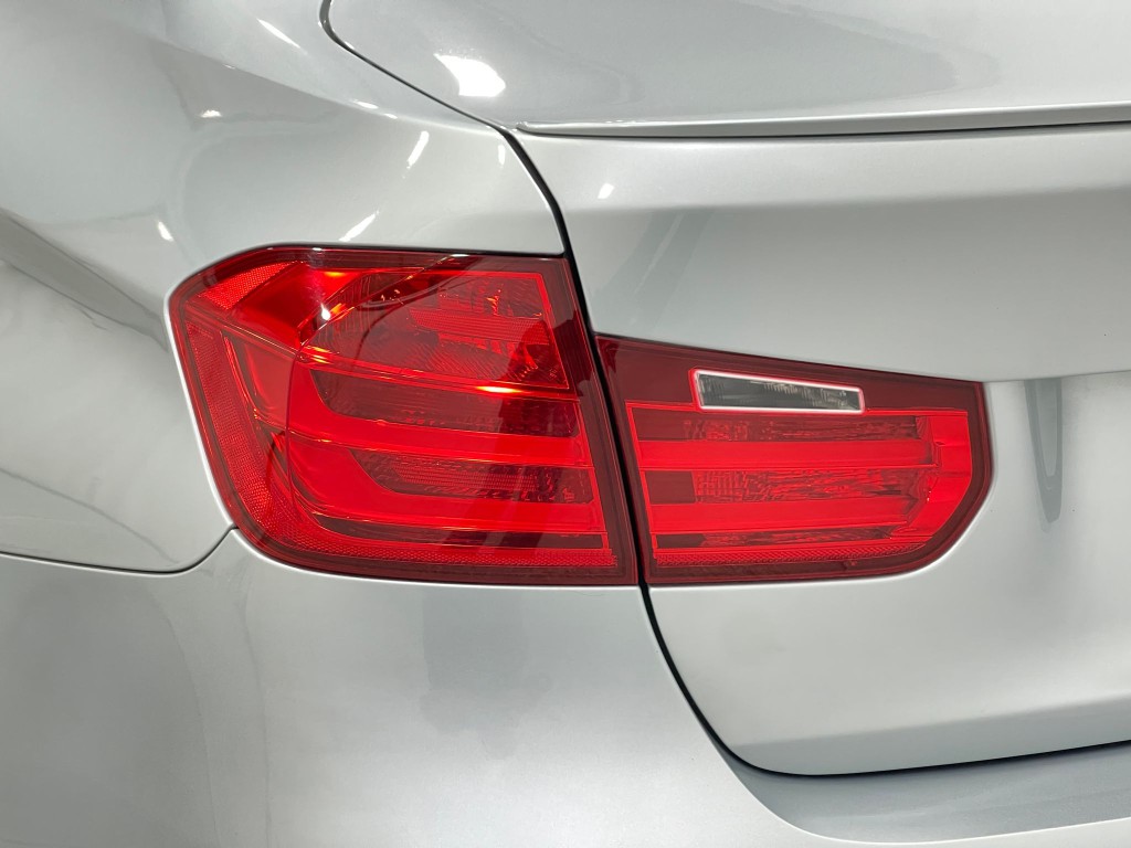 2015 BMW M3 Image 36