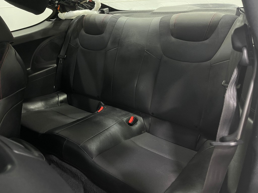 2014 Hyundai Genesis Image 27