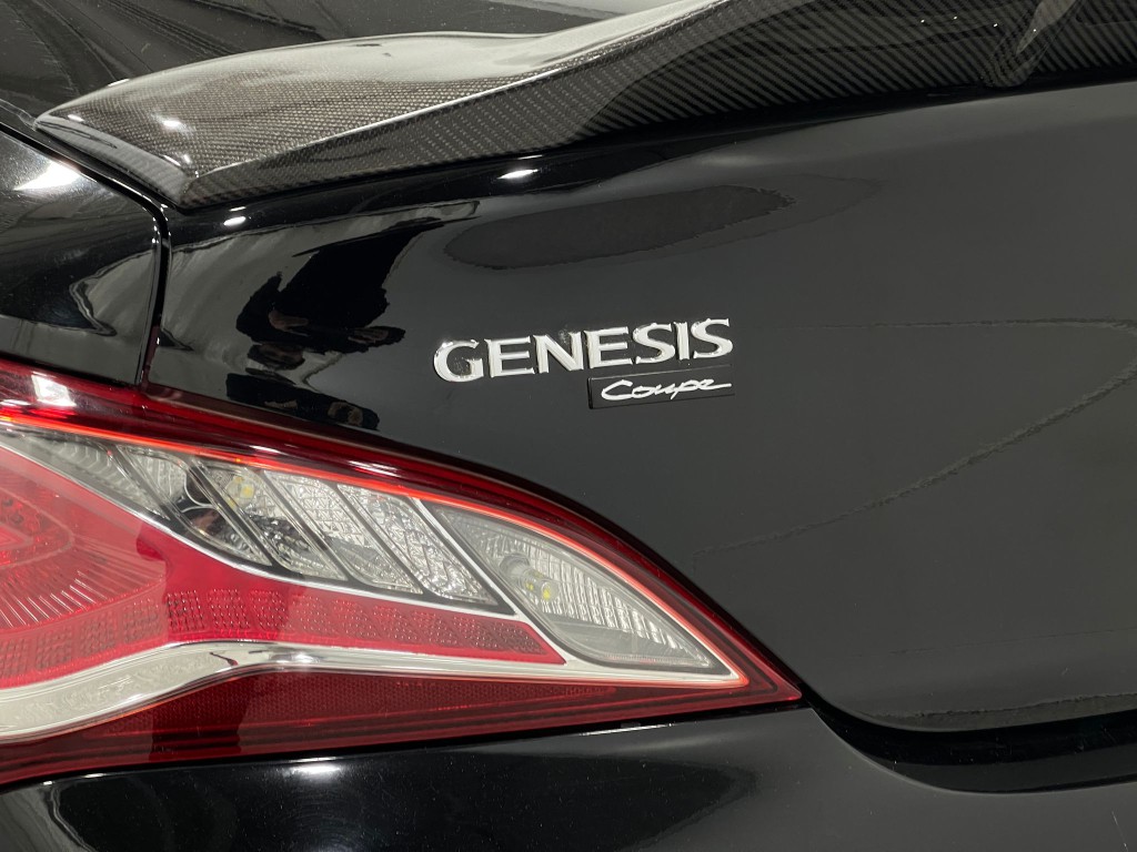 2014 Hyundai Genesis Image 36