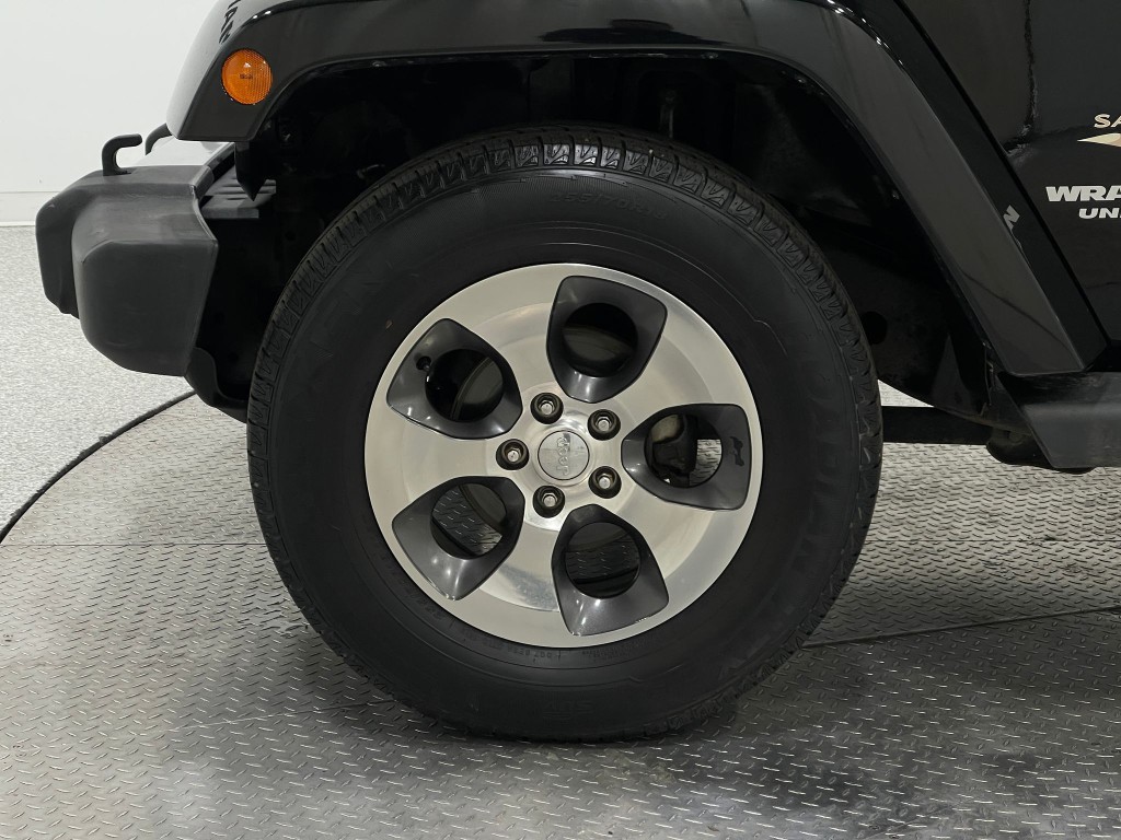 2012 Jeep Wrangler Image 31