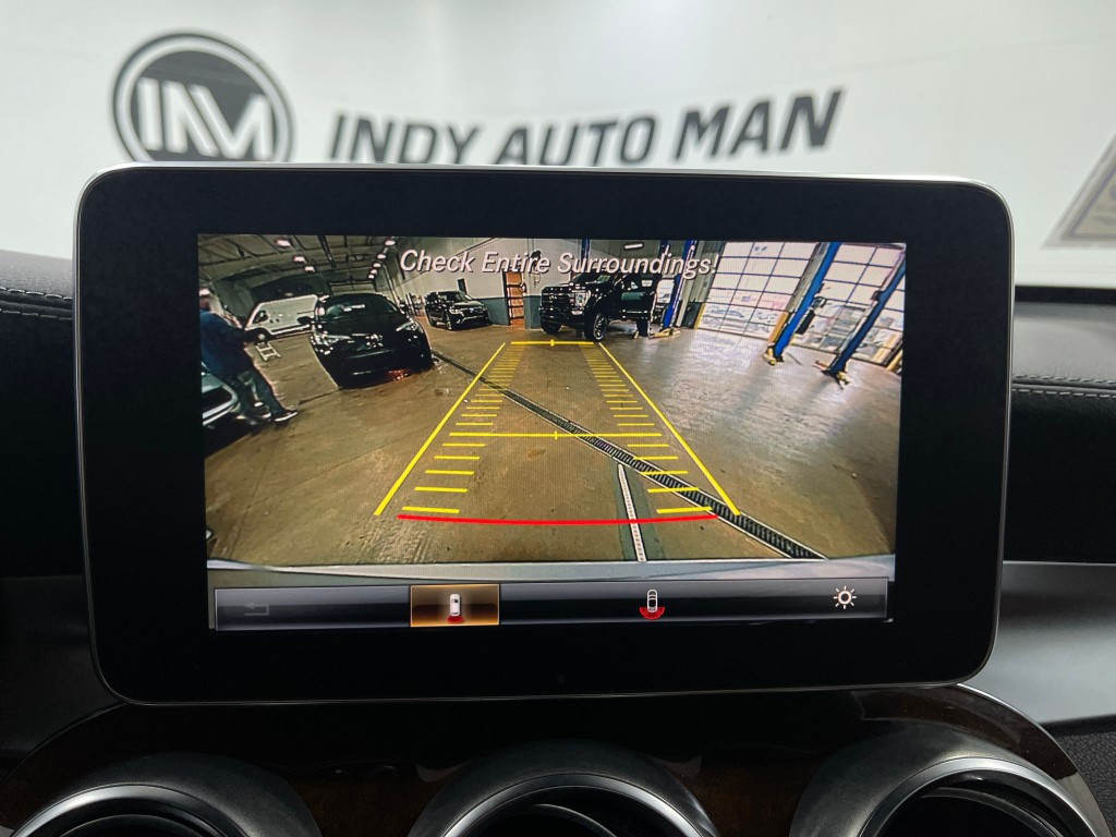 2019 Mercedes-Benz GLC-Class Image 10