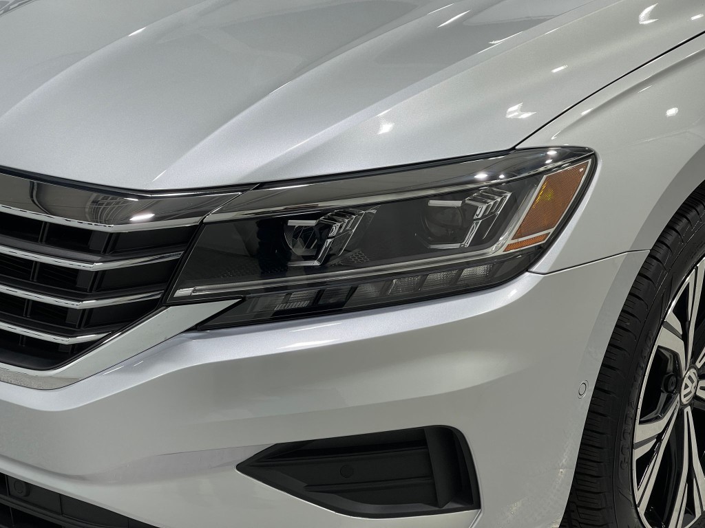 2020 Volkswagen Passat Image 33