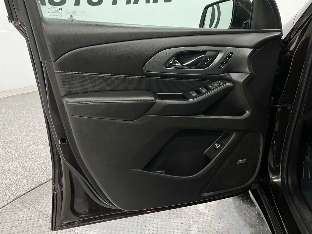 2018 Chevrolet Traverse Image 16