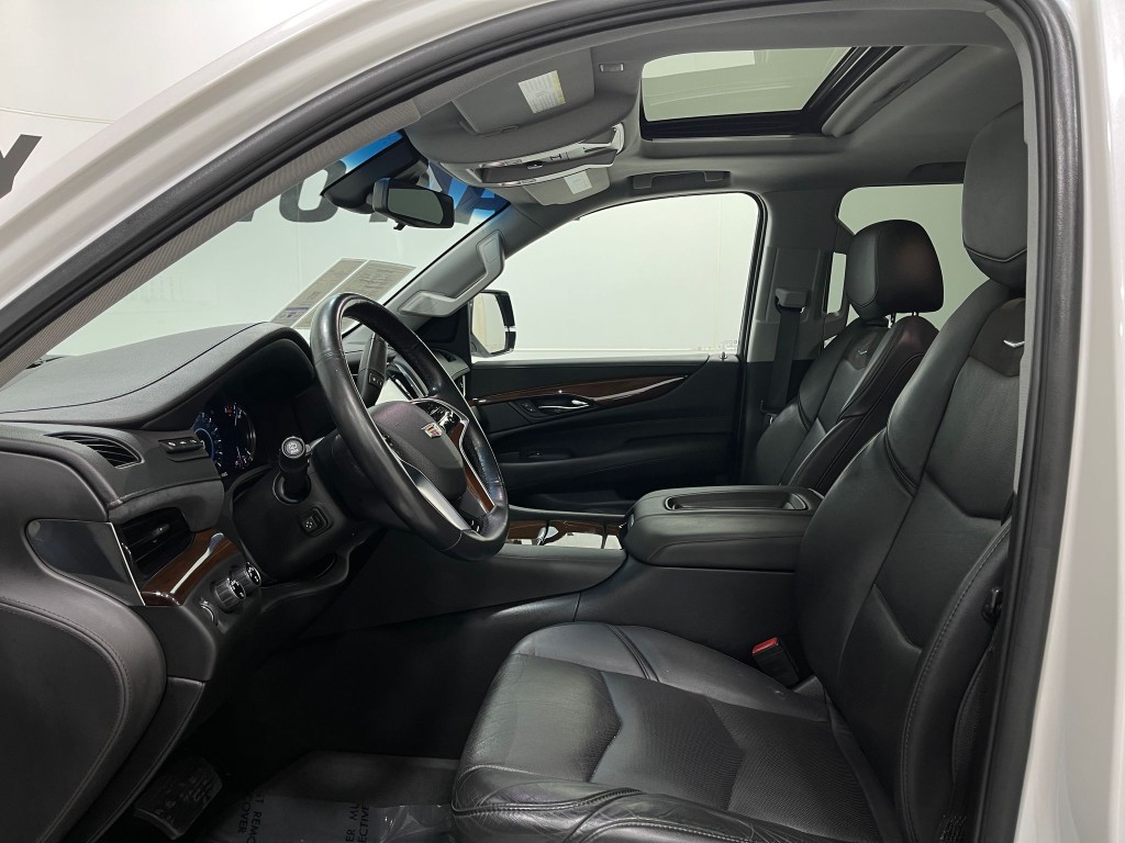 2018 Cadillac Escalade Image 19