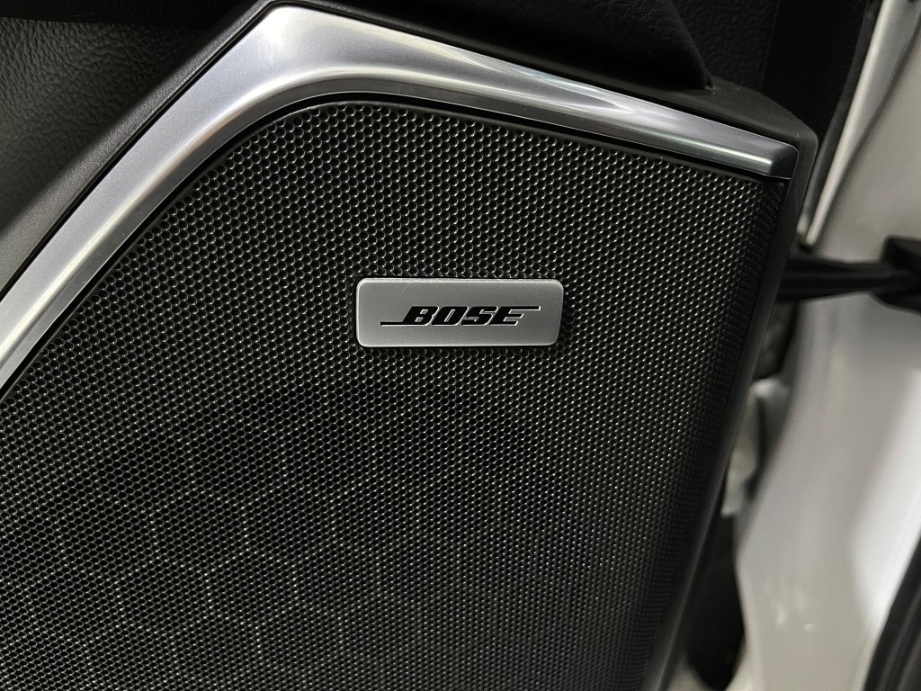 2018 Cadillac Escalade Image 23