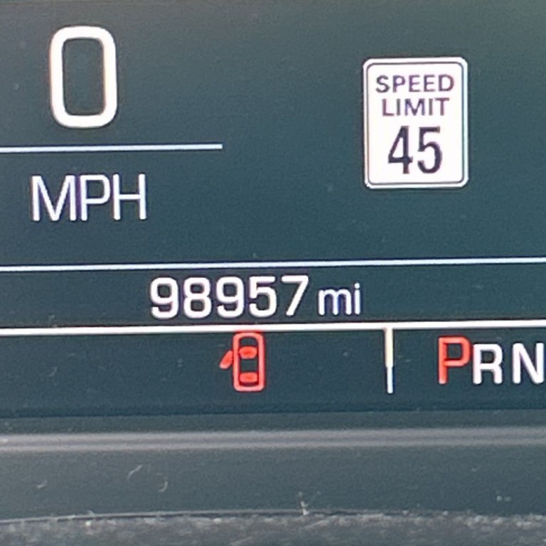 2018 Chevrolet Suburban Image 10