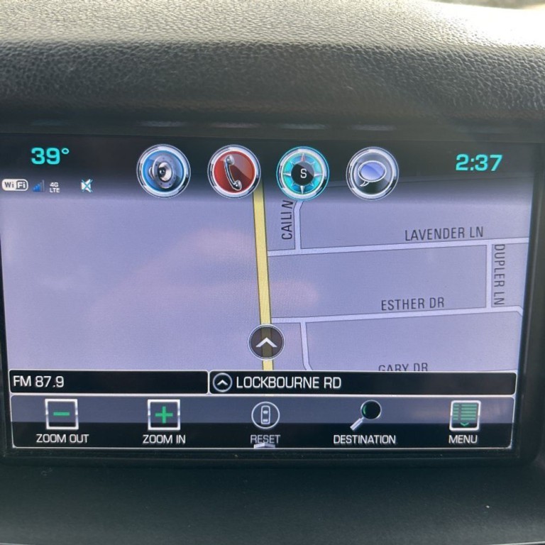 2018 Chevrolet Suburban Image 11