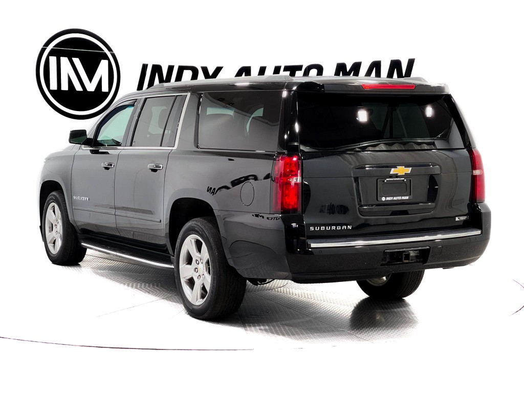 2018 Chevrolet Suburban Image 6