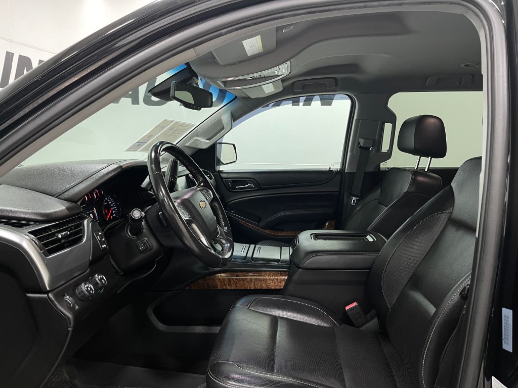 2018 Chevrolet Suburban Image 13