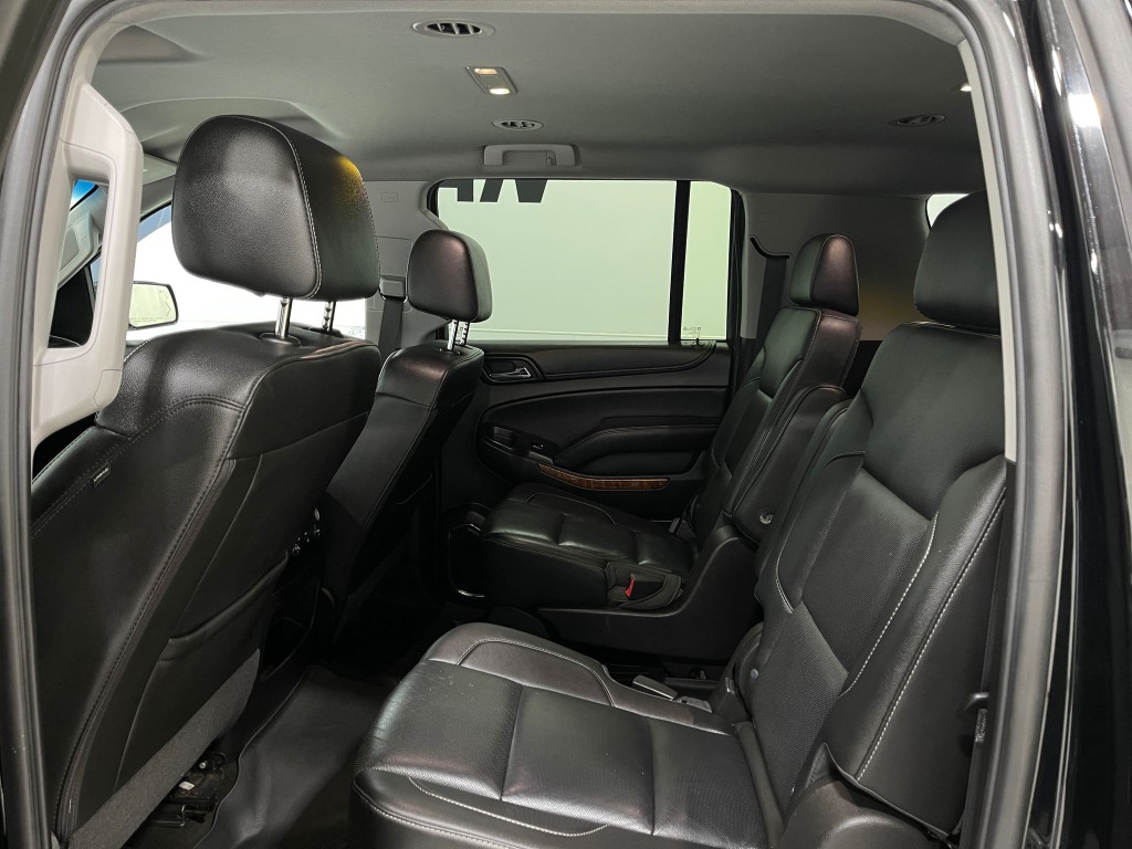 2018 Chevrolet Suburban Image 31