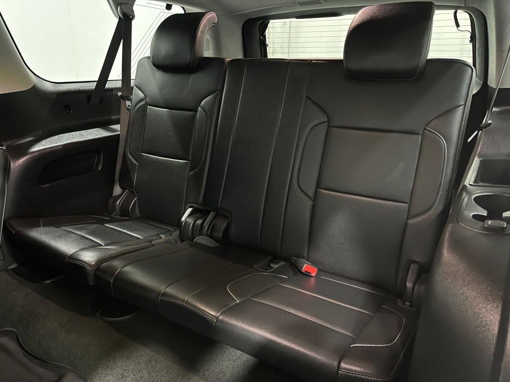 2018 Chevrolet Suburban Image 32