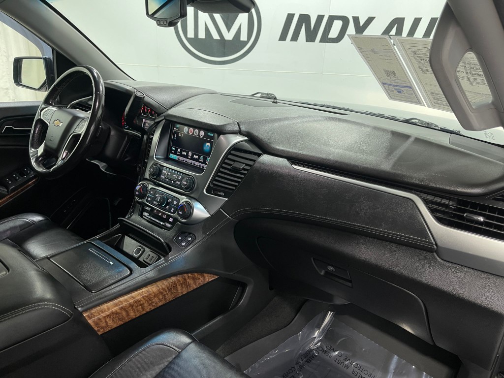 2018 Chevrolet Suburban Image 18