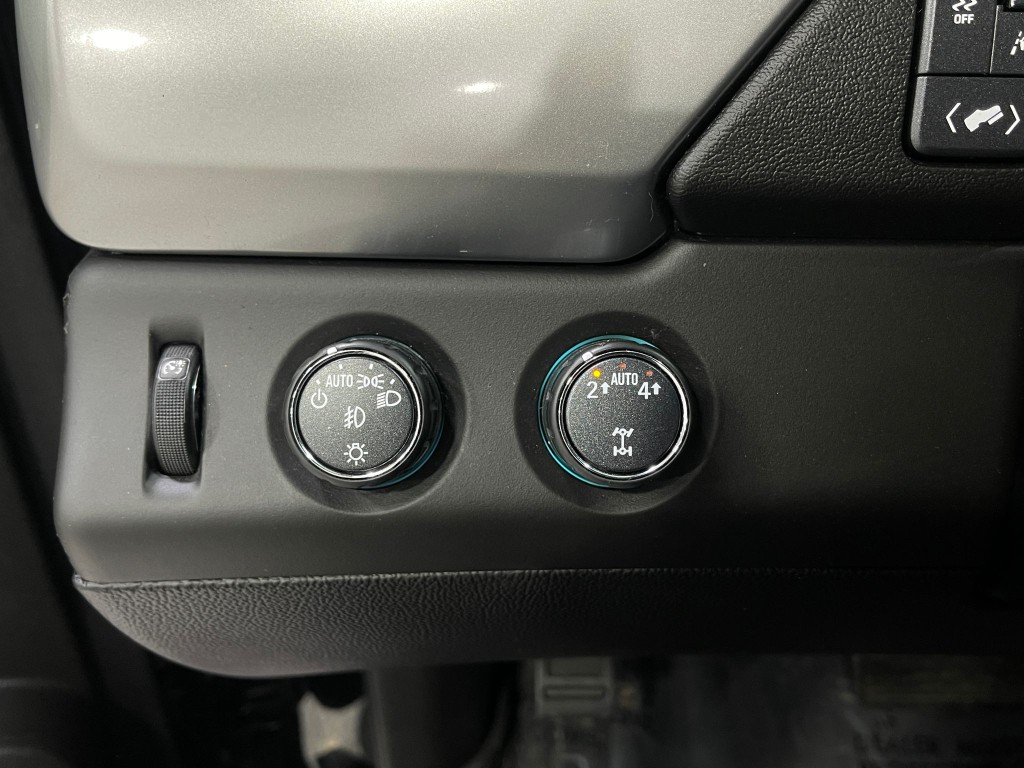 2018 Chevrolet Suburban Image 20