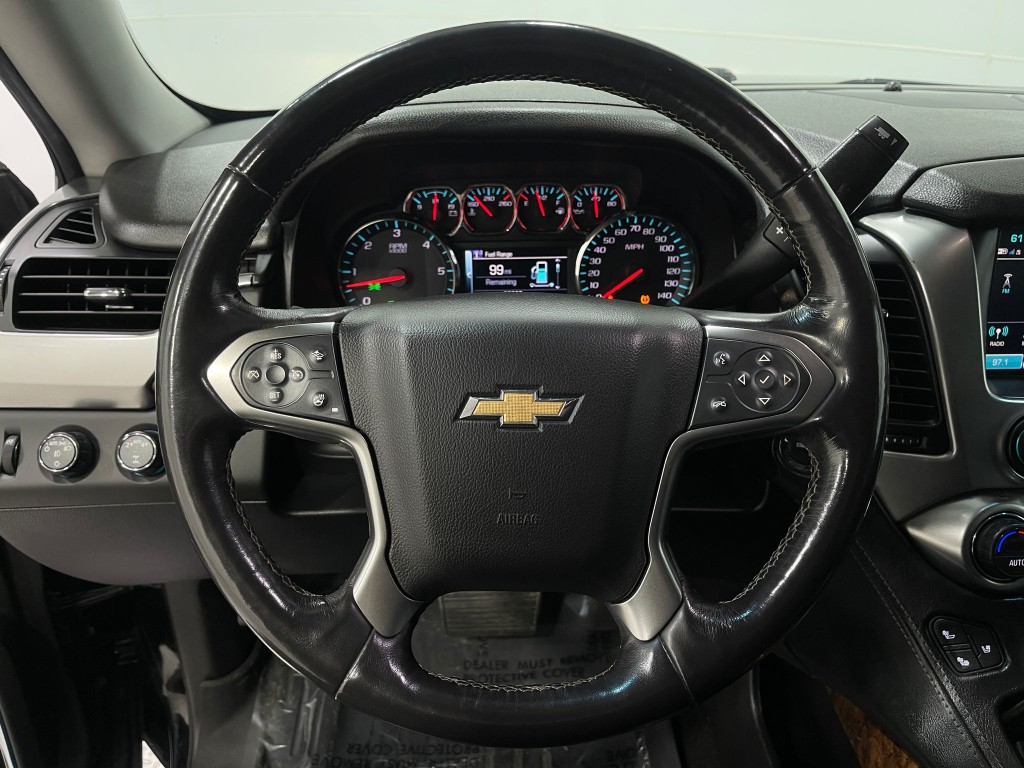 2018 Chevrolet Suburban Image 21