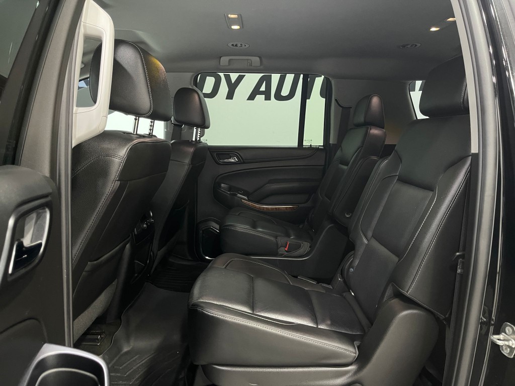 2018 Chevrolet Suburban Image 29