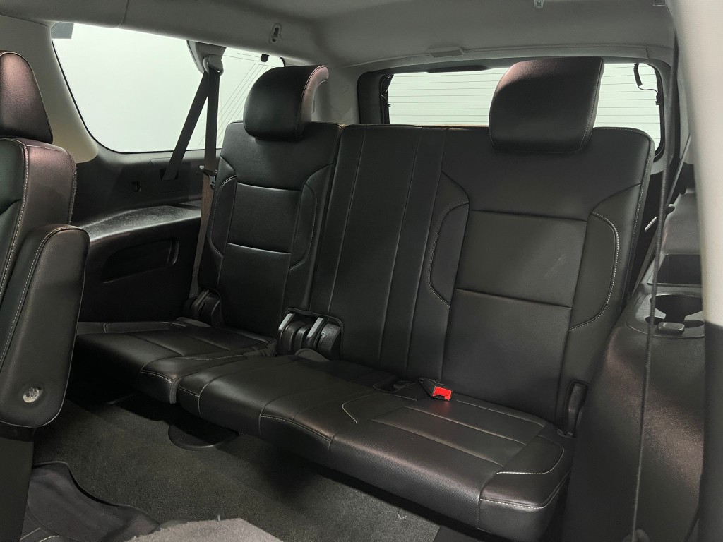 2018 Chevrolet Suburban Image 30