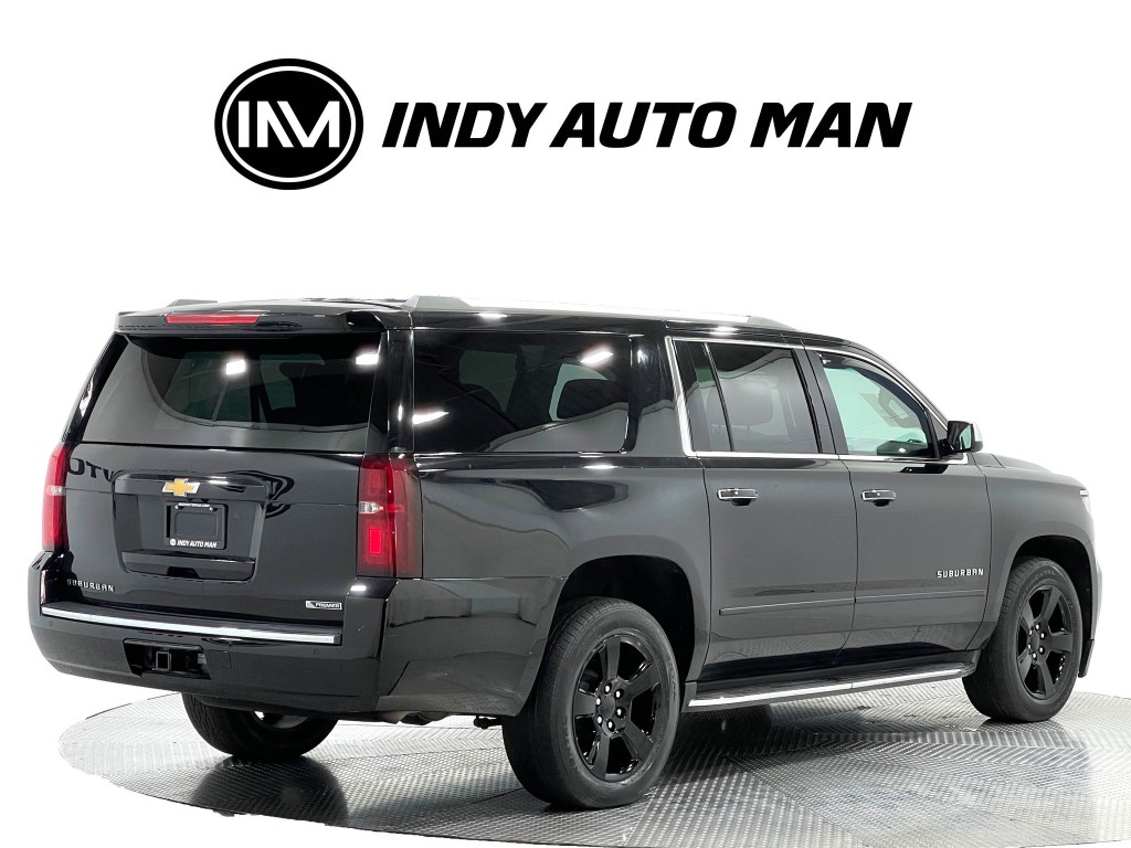 2018 Chevrolet Suburban Image 4