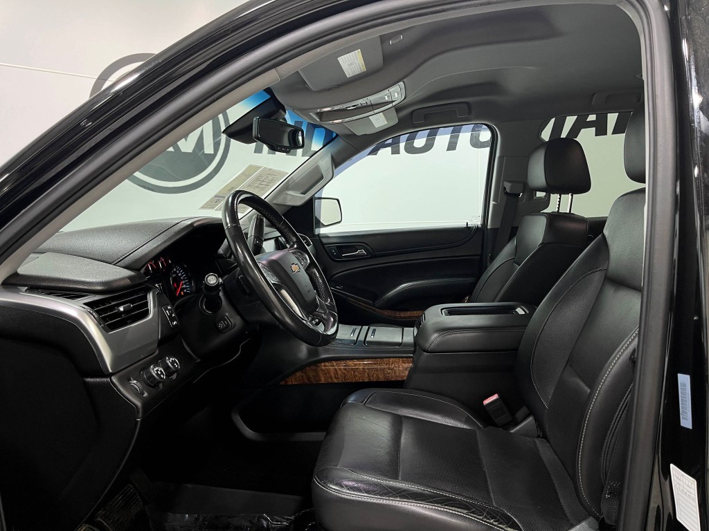 2018 Chevrolet Suburban Image 12