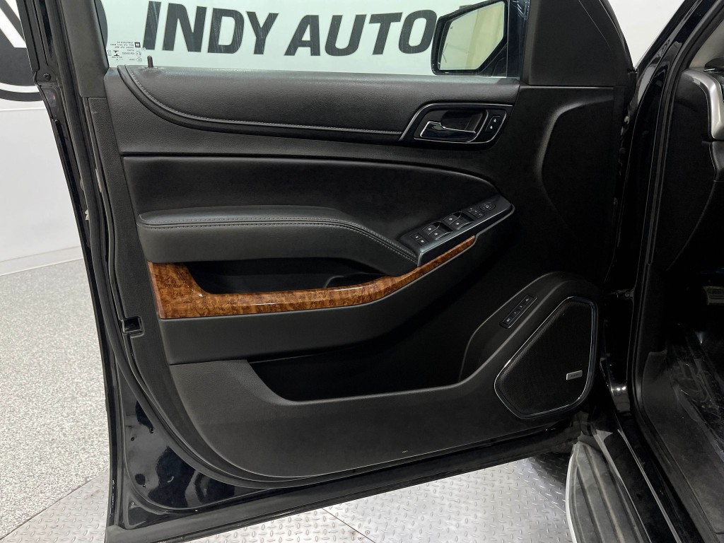 2018 Chevrolet Suburban Image 14