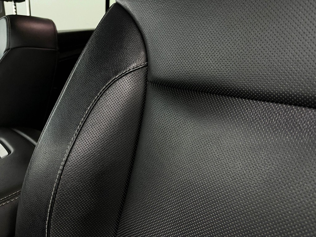 2018 Chevrolet Suburban Image 17