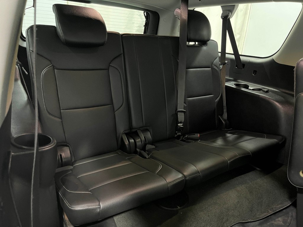 2018 Chevrolet Suburban Image 31