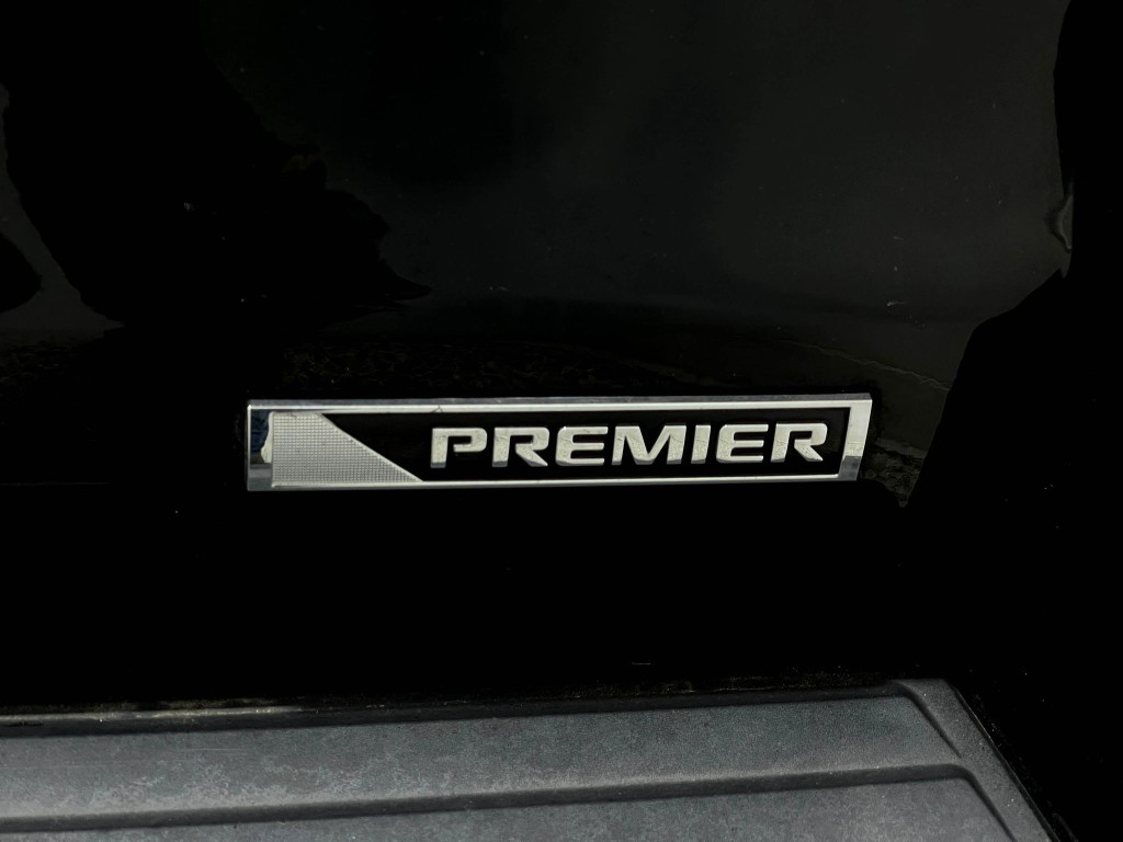 2018 Chevrolet Suburban Image 40
