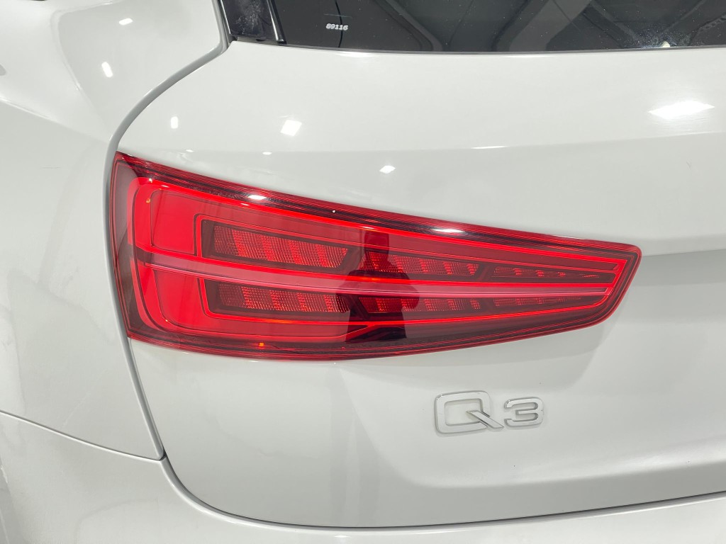 2018 Audi Q3 Image 35