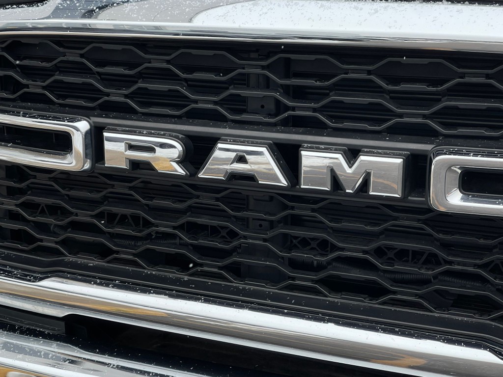 2021 RAM 2500 Image 33