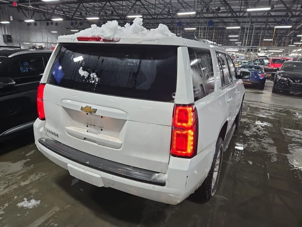 2018 Chevrolet Tahoe Image 3