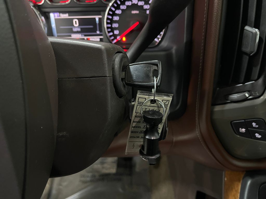 2016 Chevrolet Silverado 1500 Image 19