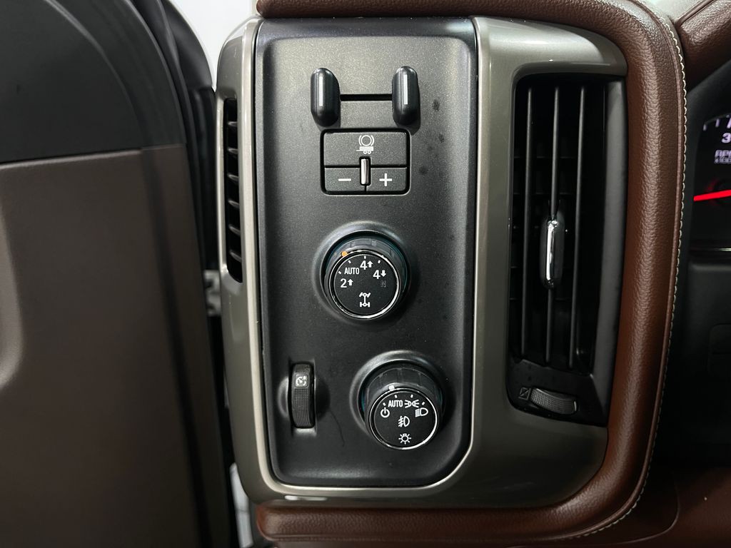 2016 Chevrolet Silverado 1500 Image 20