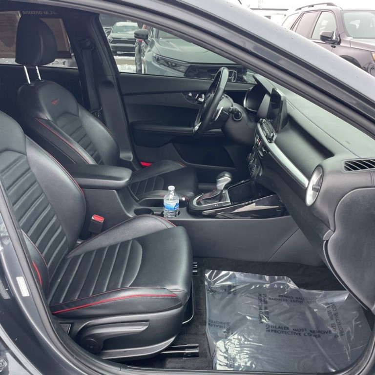 2021 Kia Forte Image 7