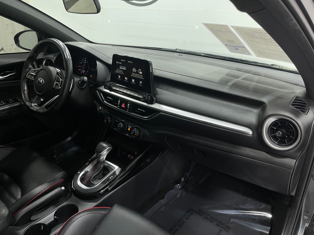 2021 Kia Forte Image 19