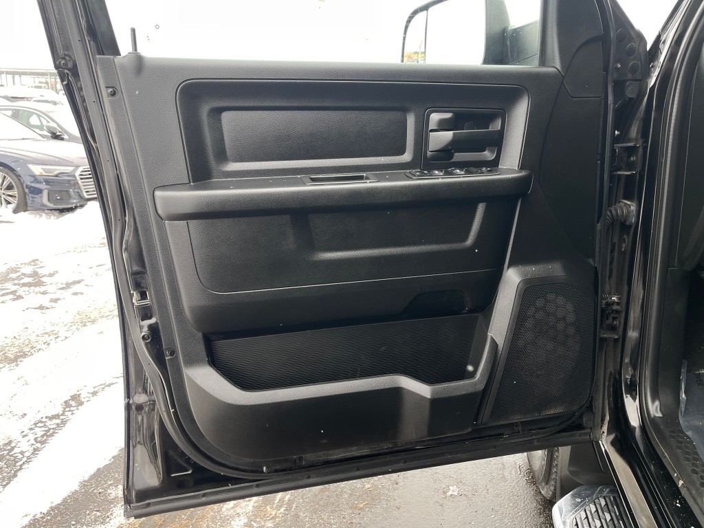 2020 RAM 2500 Image 12