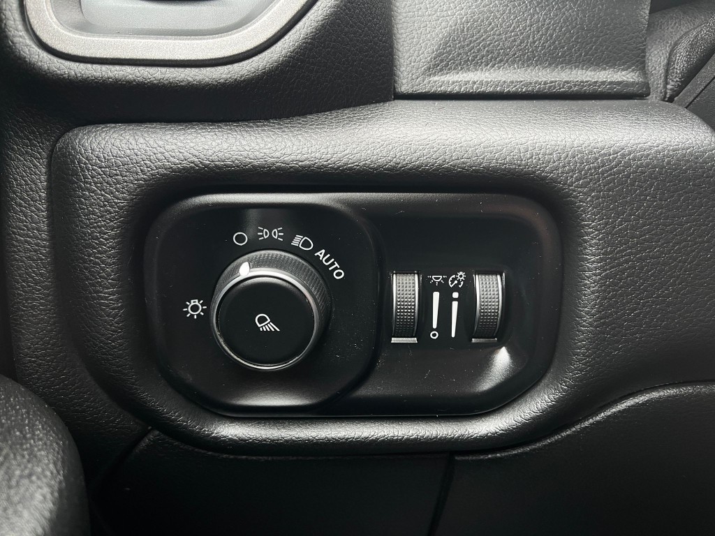 2020 RAM 2500 Image 18