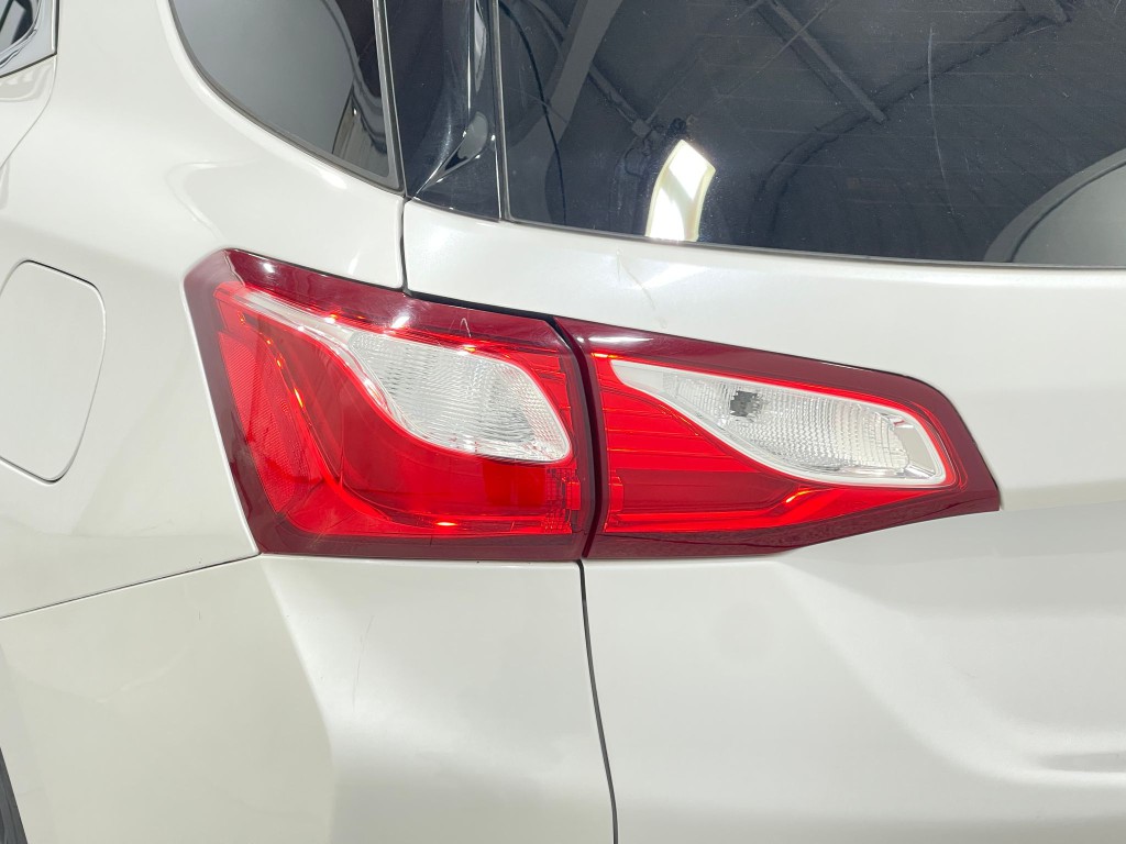 2018 Chevrolet Equinox Image 36