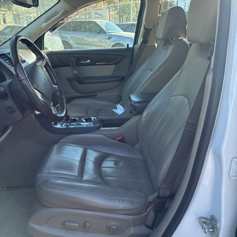 2016 GMC Acadia Image 7