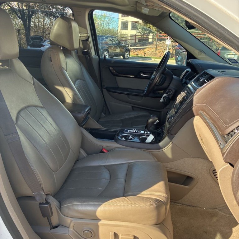 2016 GMC Acadia Image 8