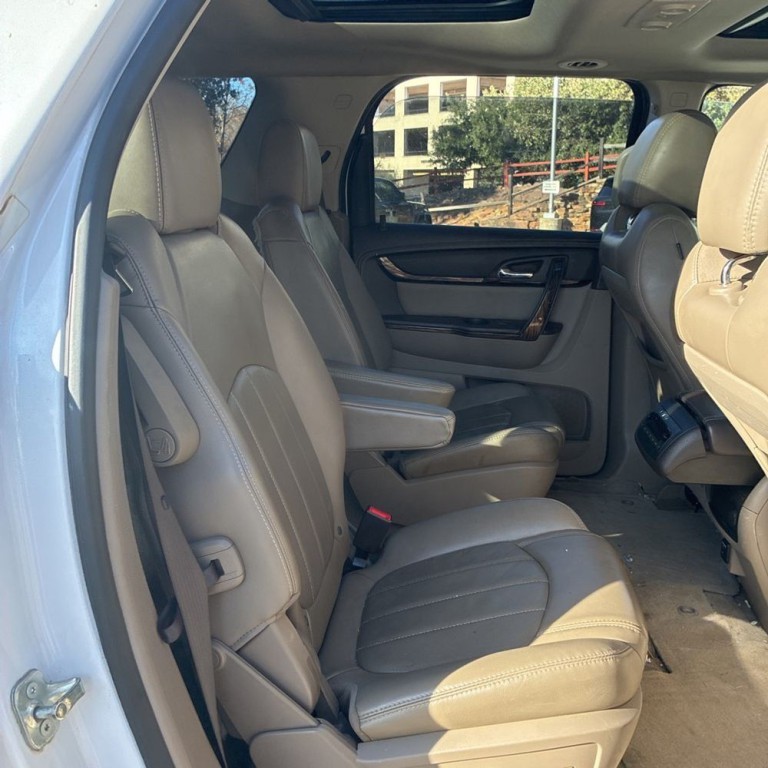 2016 GMC Acadia Image 14