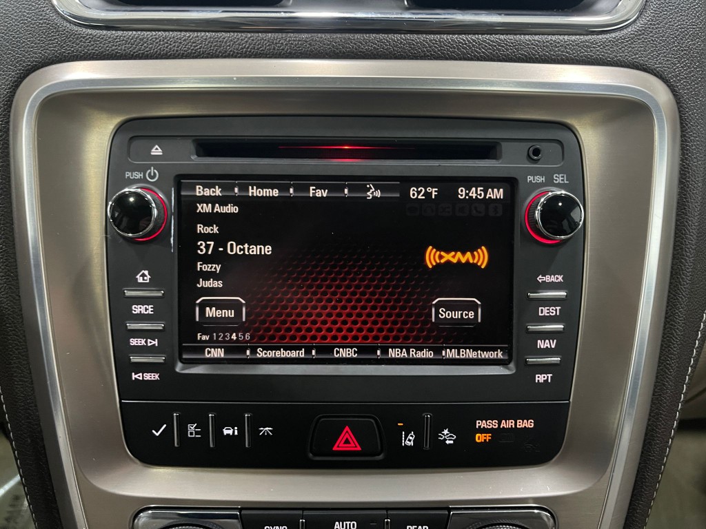 2016 GMC Acadia Image 24