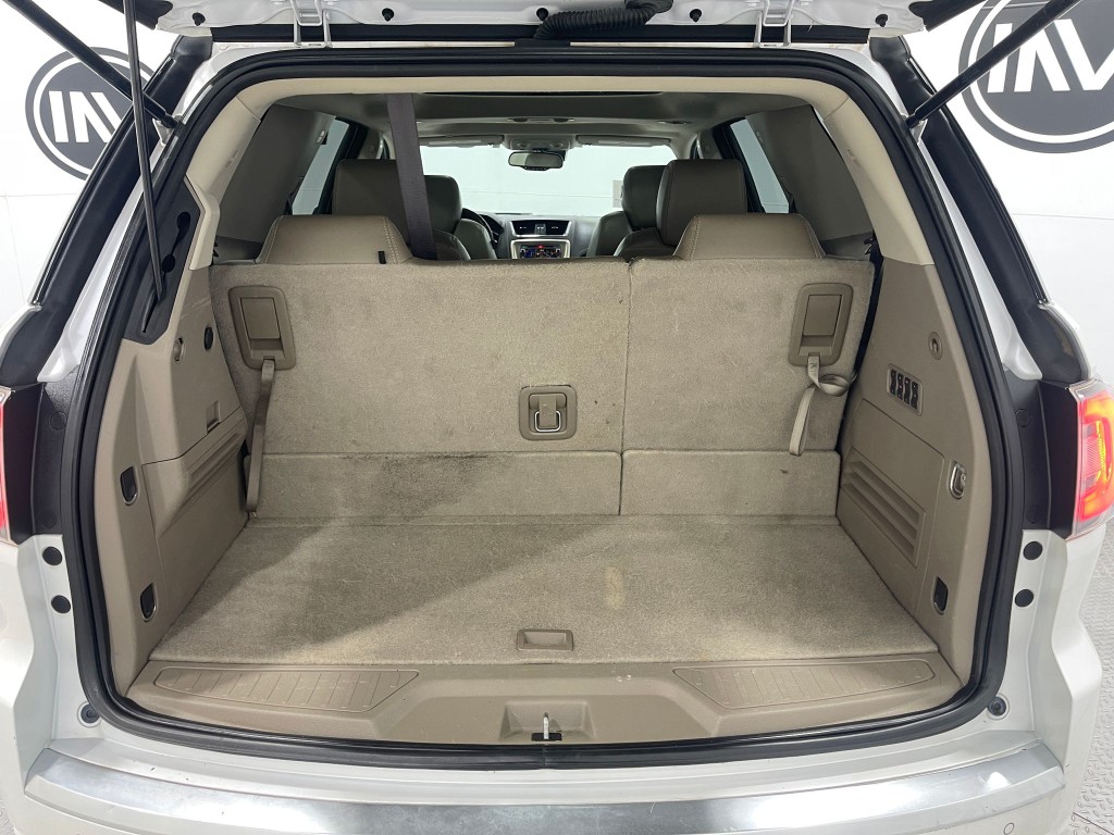 2016 GMC Acadia Image 28
