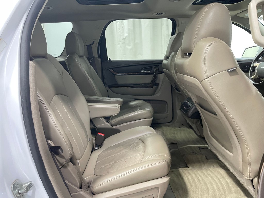 2016 GMC Acadia Image 33